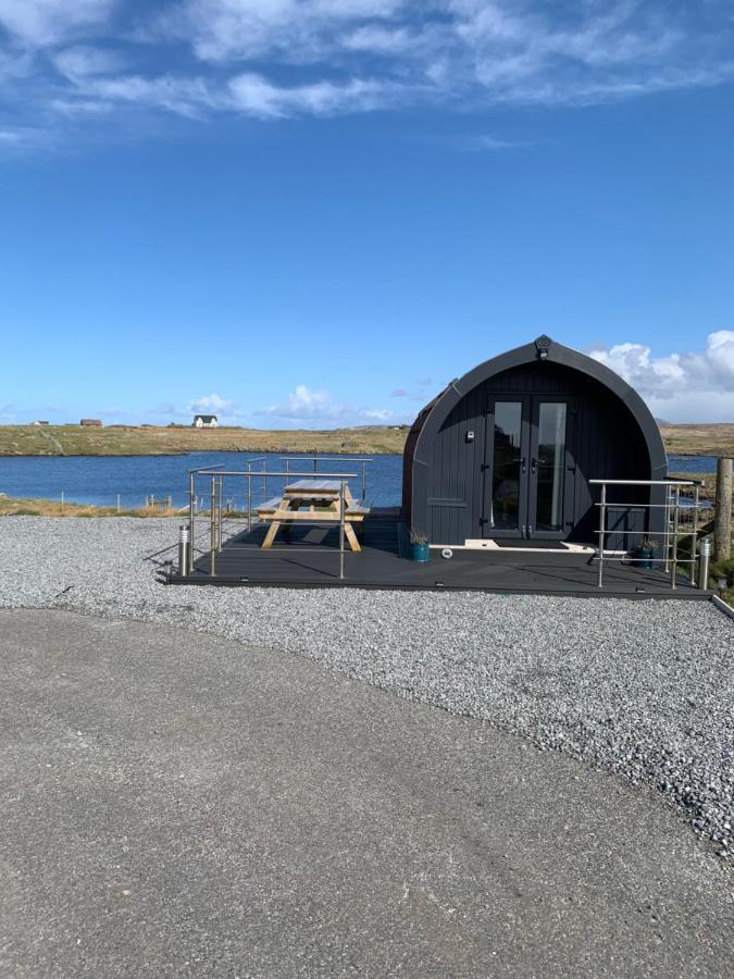 Loch An Eilean Pod Isle Of South Uist Villa Pollachara Exterior foto