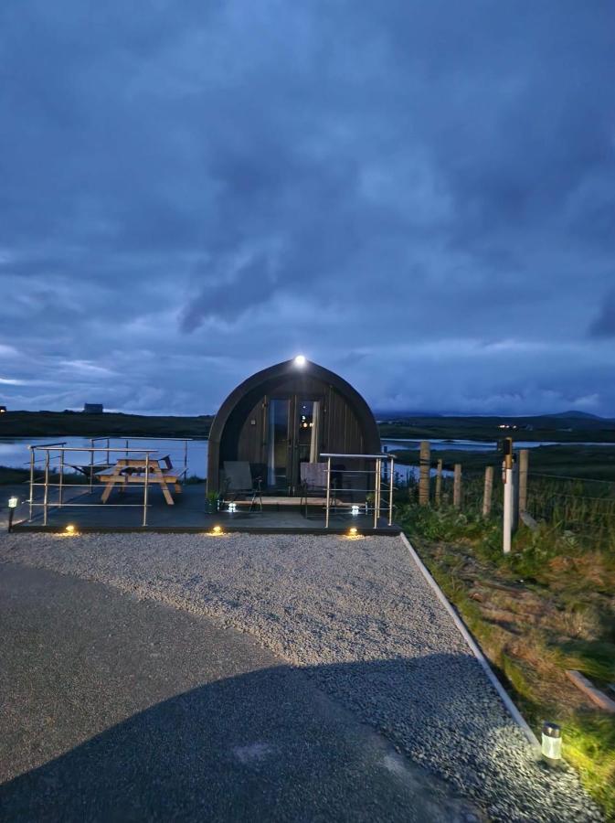 Loch An Eilean Pod Isle Of South Uist Villa Pollachara Exterior foto