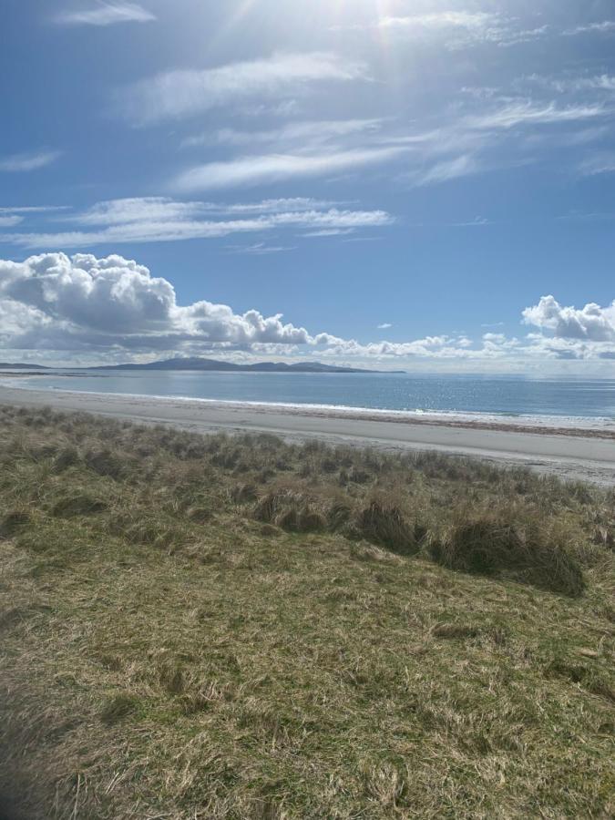 Loch An Eilean Pod Isle Of South Uist Villa Pollachara Exterior foto